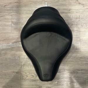 Mustang Wide Touring Solo Seat for Harley